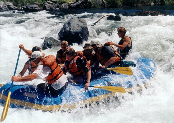 raft3.jpg (103667 bytes)